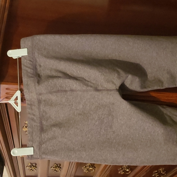 Under Armour leggings - Picture 2 of 5